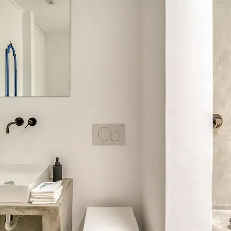 Kryvo - Quiet Retreat Kostos