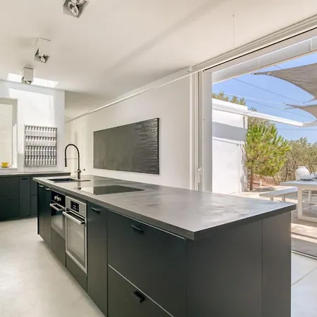 Kryvo - Quiet Retreat *