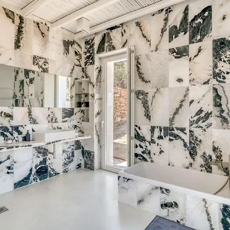 Kryvo - Quiet Retreat Kostos